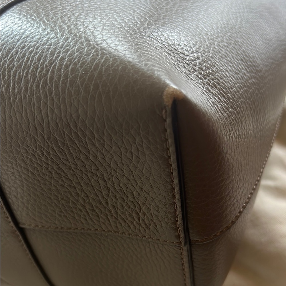 Mulberry Bayswater Tote Bag - Picture 10 of 13